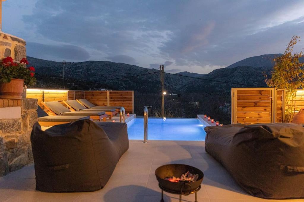 Lasithi Luxury Villa Mesa Lasithi Buitenkant foto
